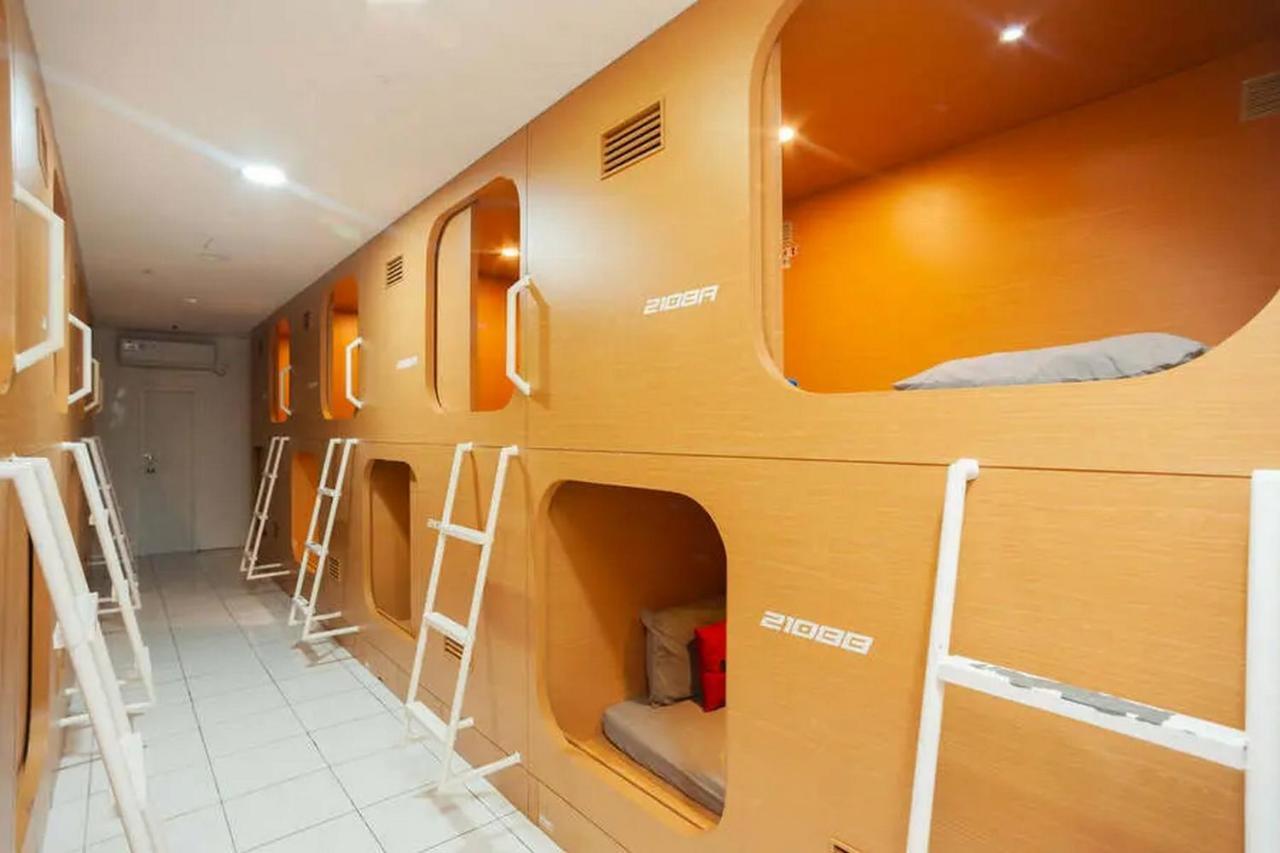 Reddoorz Hostel Near Taman Puring Джакарта Экстерьер фото